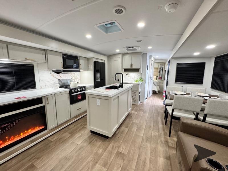 2027 Grand Design Imagine 2970RL in oak grove KY