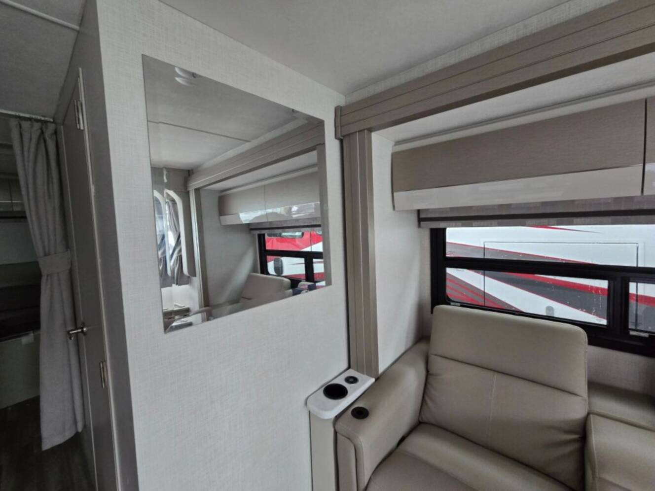 A photo of this 2026 Thor Motor Coach Vegas 26.2