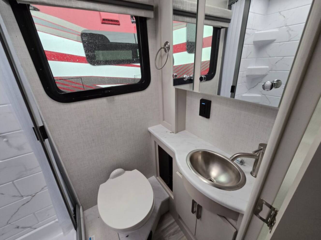 A photo of this 2026 Thor Motor Coach Vegas 26.2