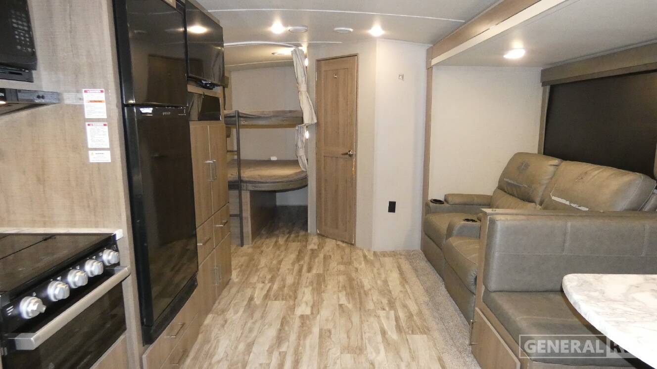 A photo of this 2022 Grand Design IMAGINE 2800BH