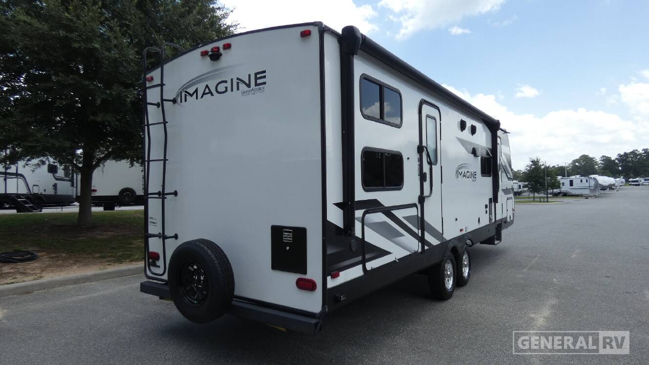 A photo of this 2022 Grand Design IMAGINE 2800BH