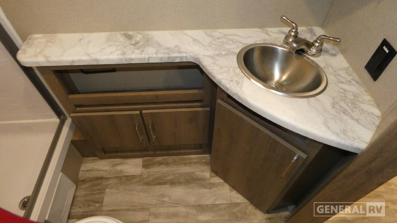 A photo of this 2022 Grand Design IMAGINE 2800BH