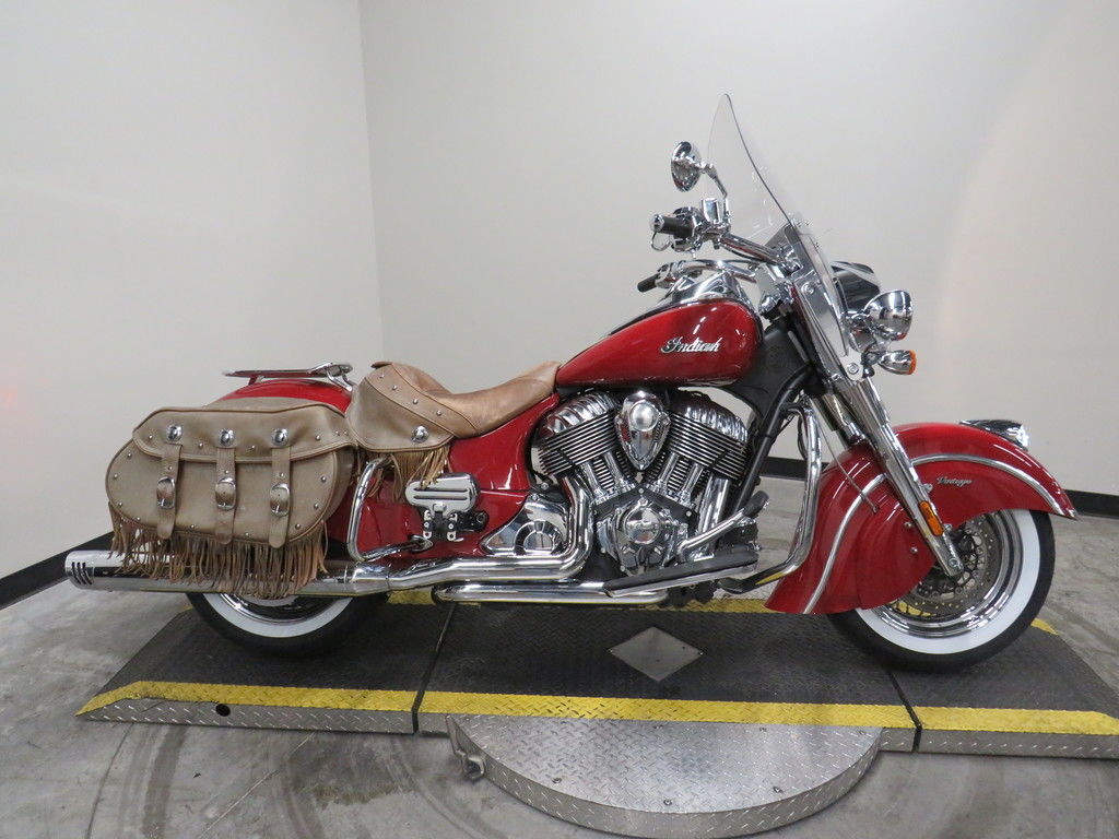 2014 Indian Motorcycle® Chief® Vintage Indian Motorcycle® Red VINTAGE in Fort Worth, TX