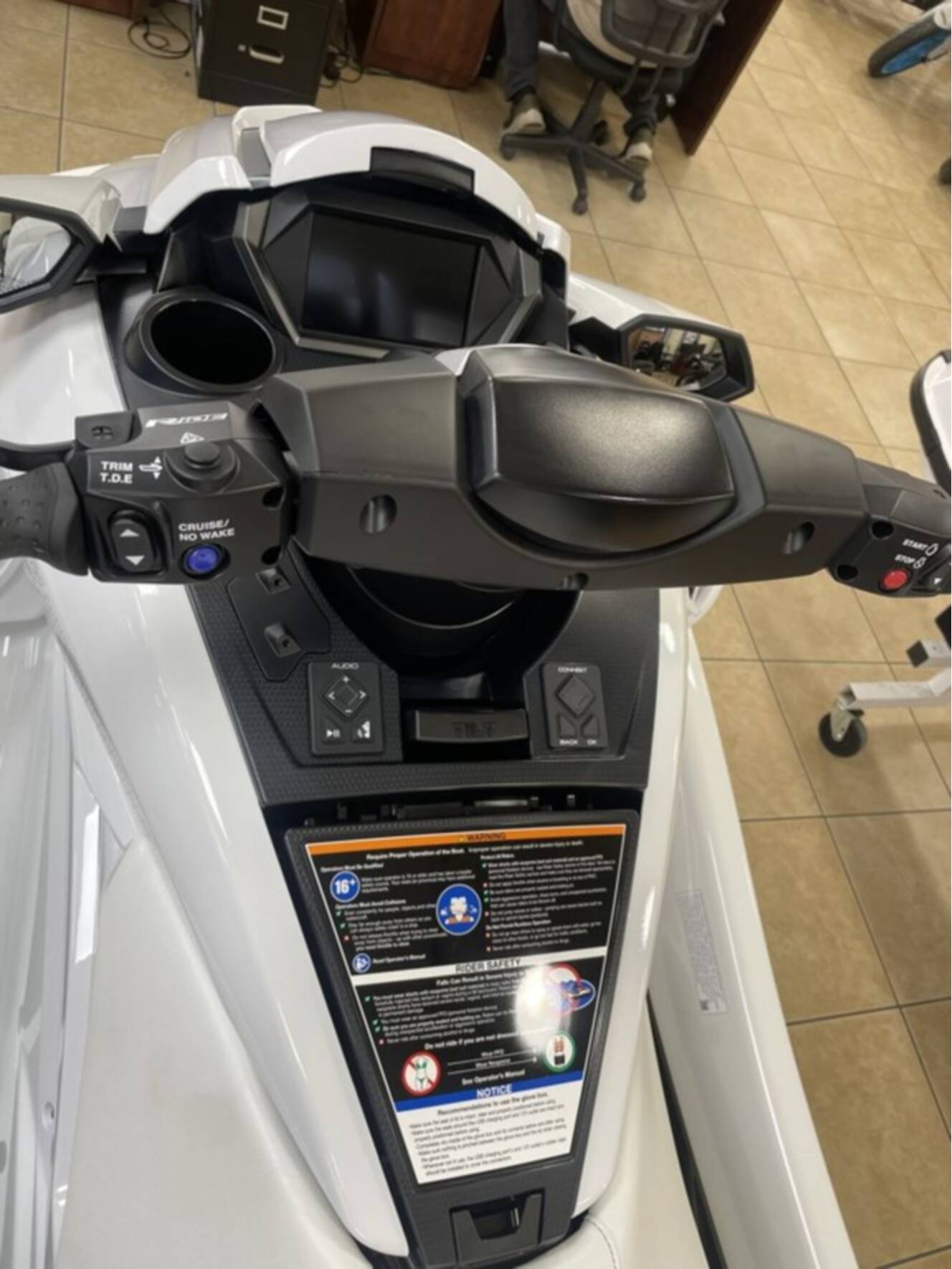 A photo of this 2026 Yamaha Waverunners FX Cruiser SVHO®