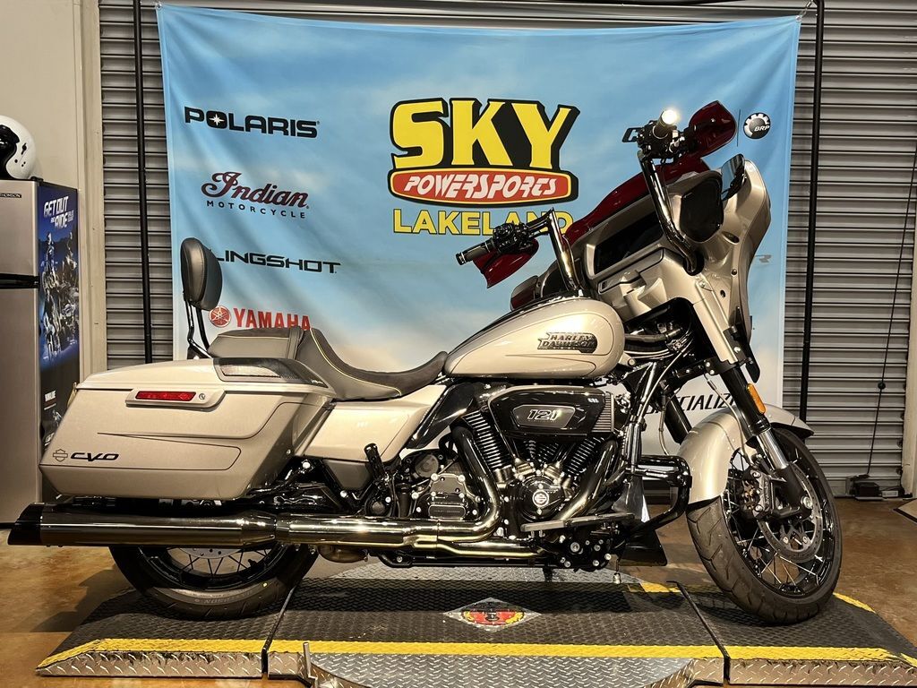 2023 Harley-Davidson® FLHXSE - CVO Street Glide® CVO in Lakeland, FL