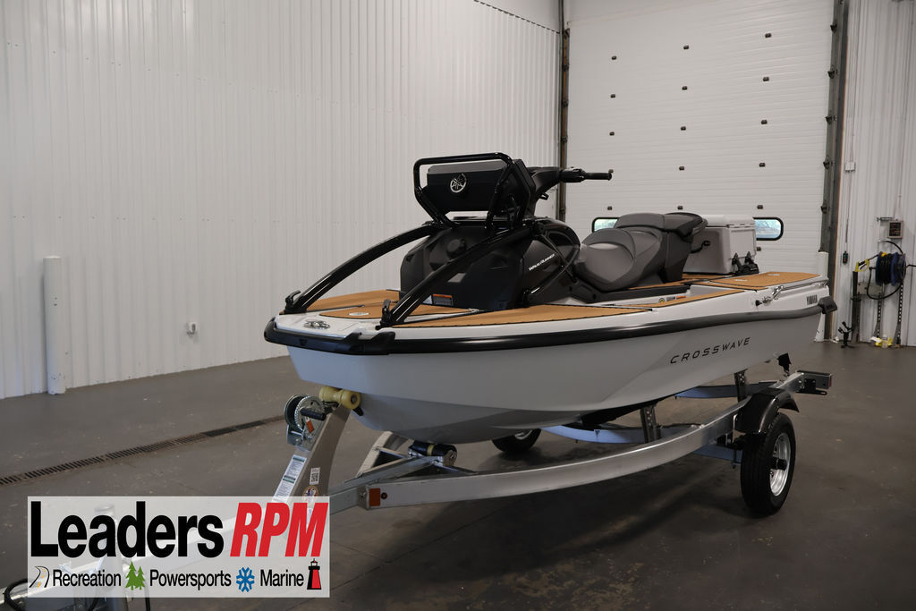 2027 Yamaha Waverunners Crosswave® in kalamazoo MI