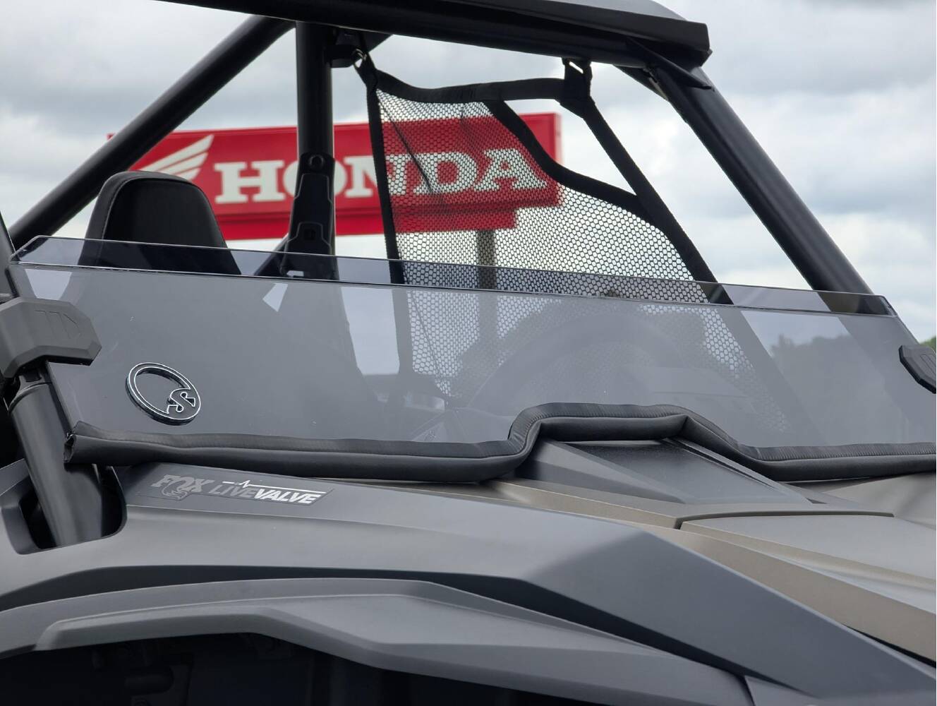 A photo of this 2026 Honda Talon 1000X