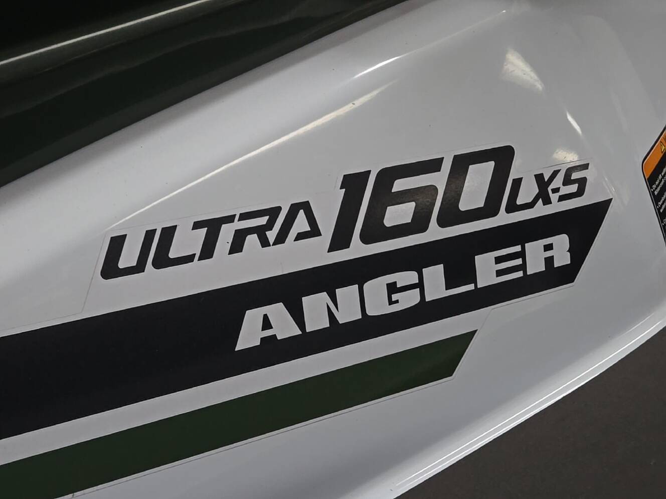 A photo of this 2025 Kawasaki ULTRA 160LX-S Ang