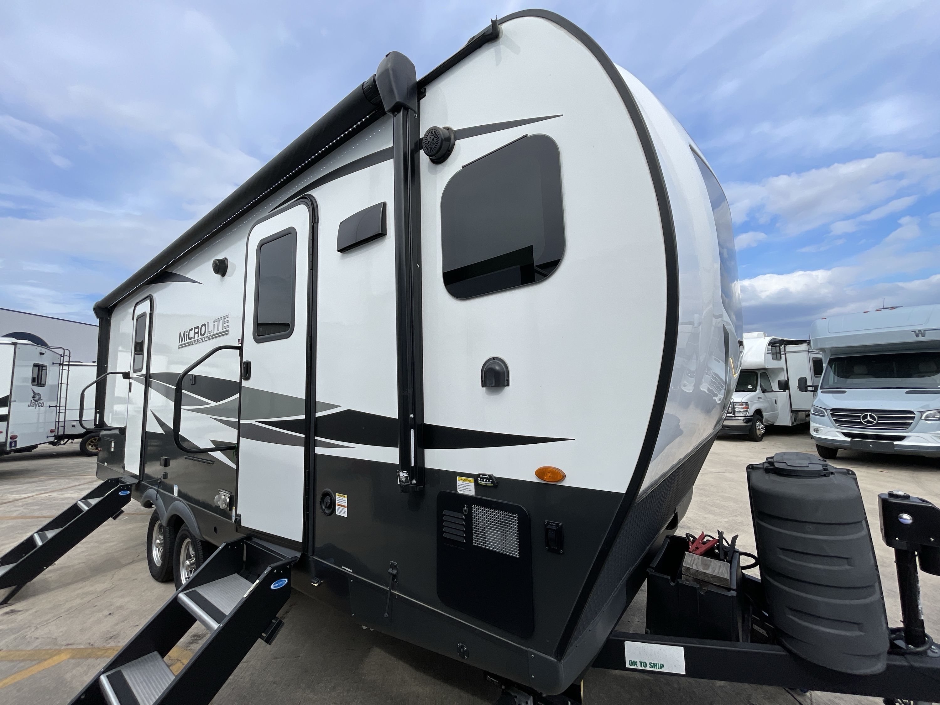 2024 Forest River FLAGSTAFF MICRO LITE 25FKBS in new braunfels TX