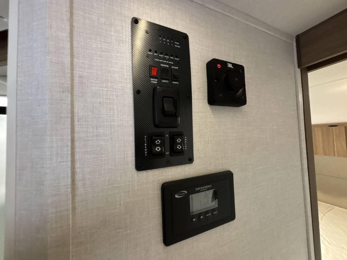 A photo of this 2025 Forest River SALEM CRUISE LITE 24VIEW