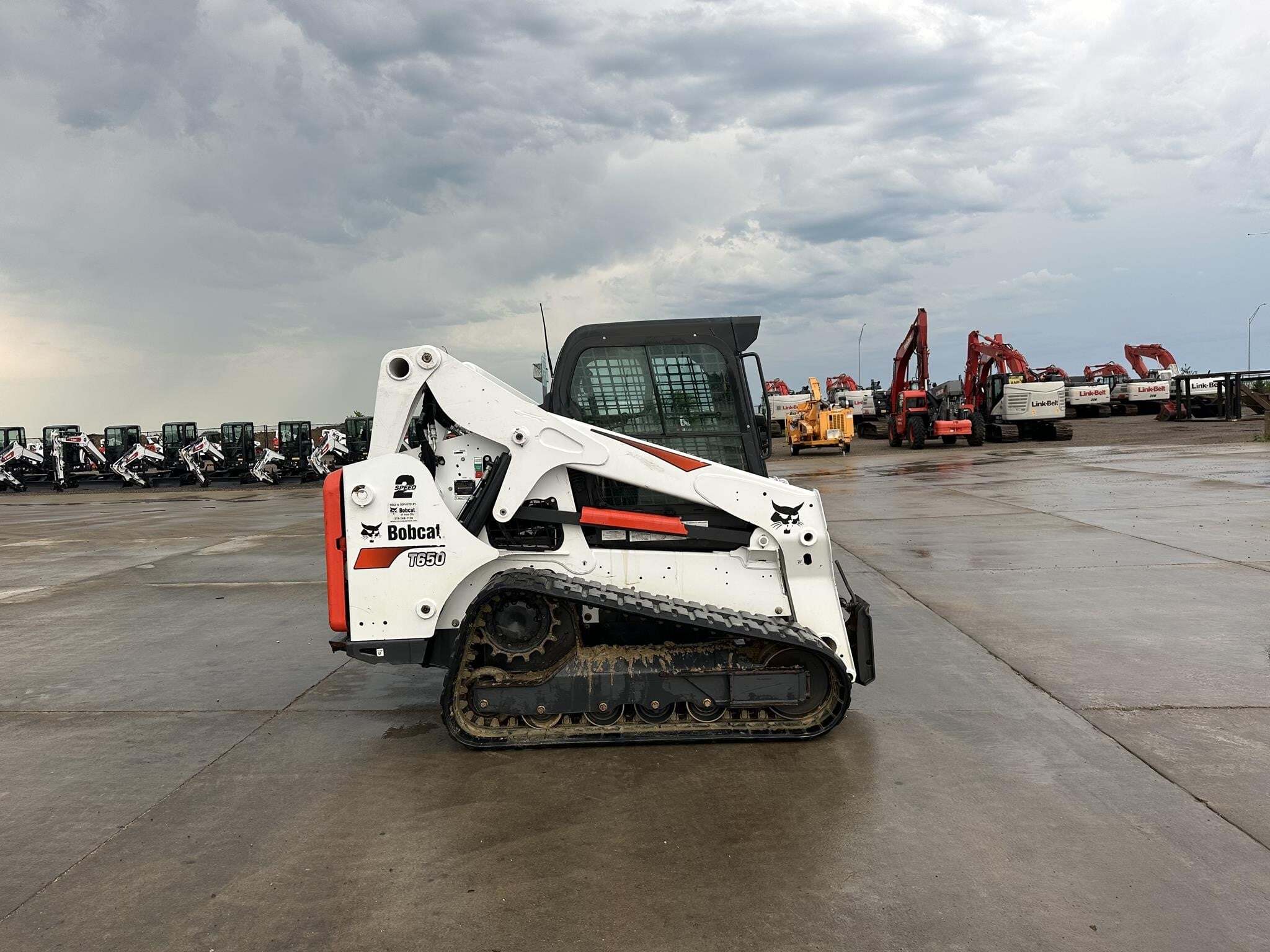 2017 BOBCAT T650 in Burlington, IA