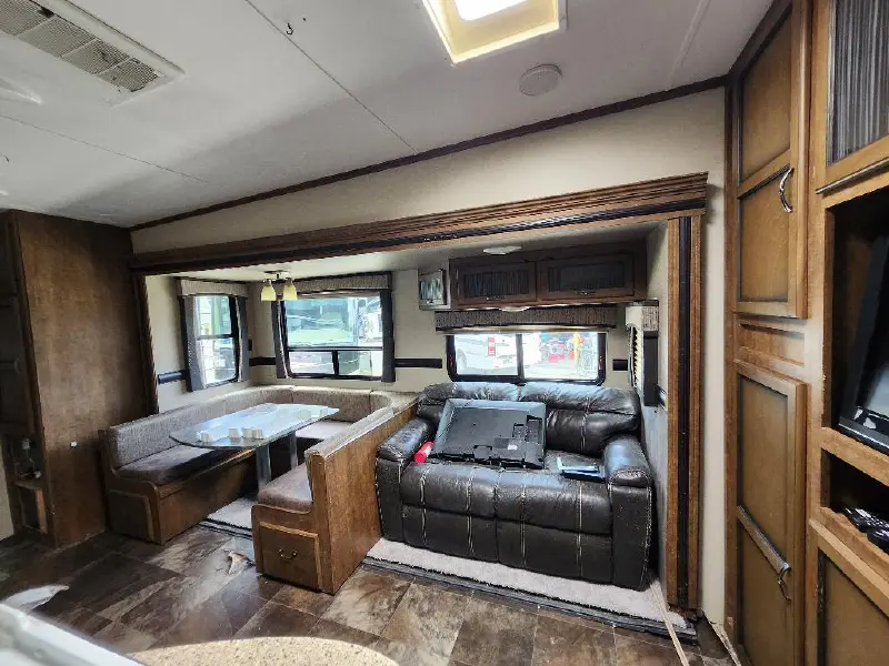 2017 CROSSROADS SUNSET TRAIL RESERVE 31BH