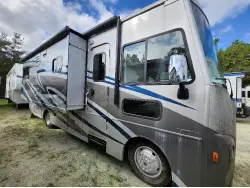 2017 WINNEBAGO ITASCA SUNSTAR 27N