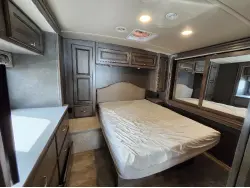 2017 WINNEBAGO ITASCA SUNSTAR 27N