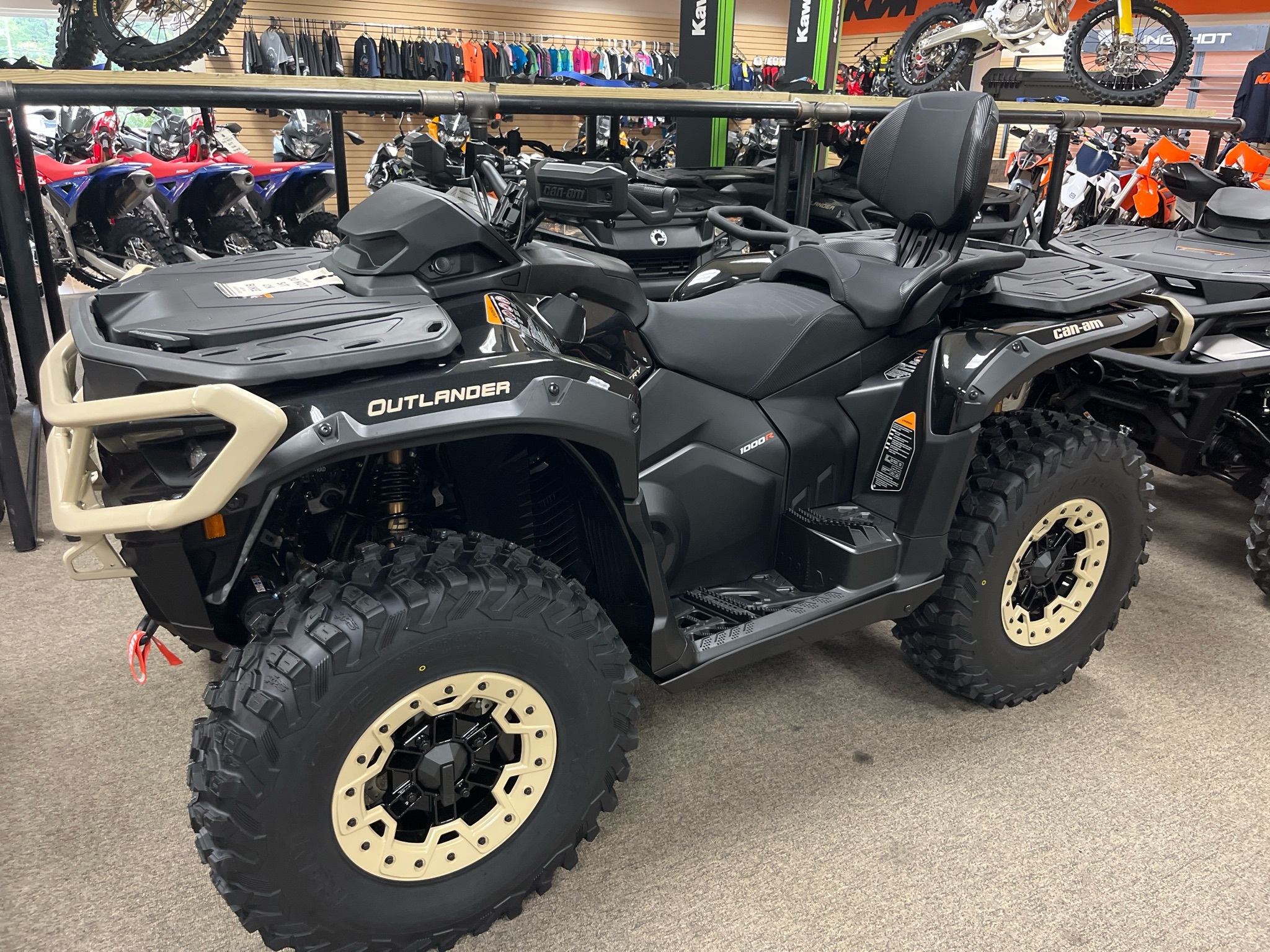 2027 Can-Am Outlander MAX Backcountry 1000R Recreation/Utility ATV
