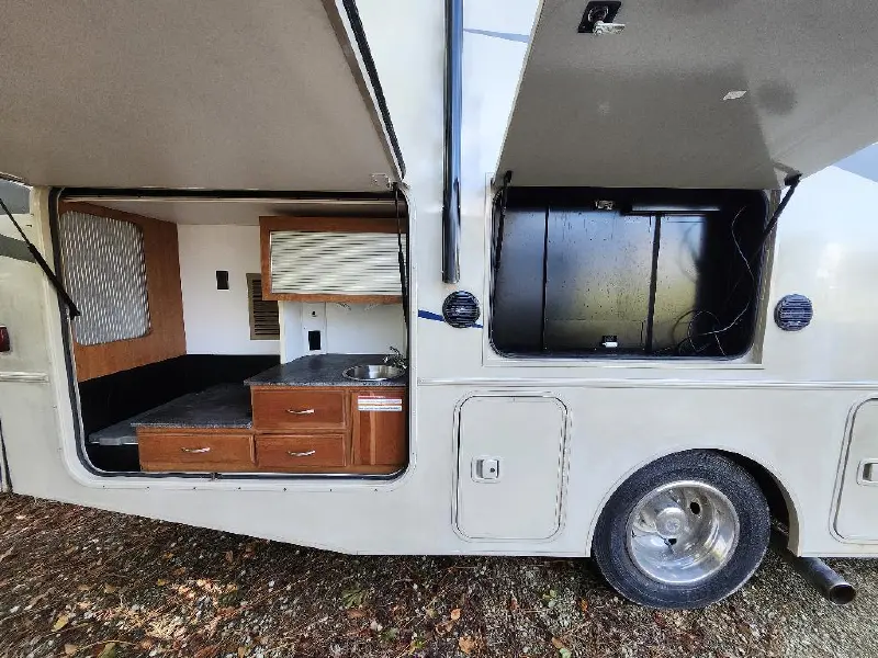 2018 WINNEBAGO VISTA 29VE