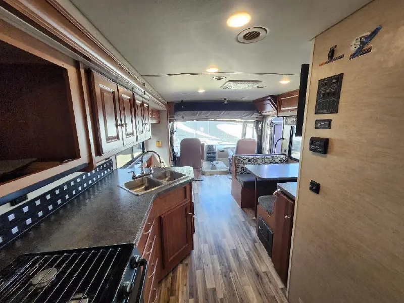 2018 WINNEBAGO VISTA 29VE