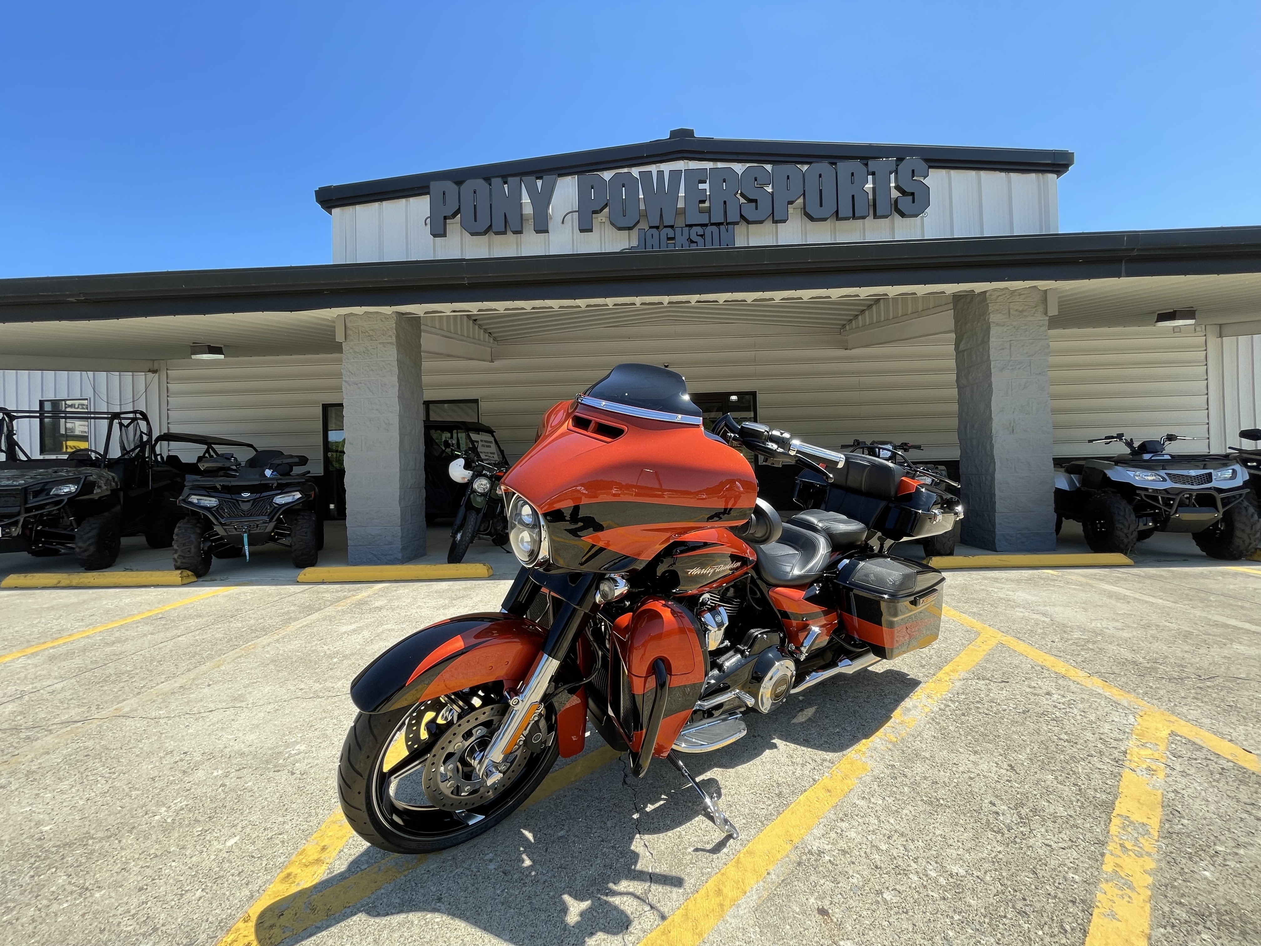 2017 Harley-Davidson FLHXSE CVO Street Glide CVO in Jackson, OH