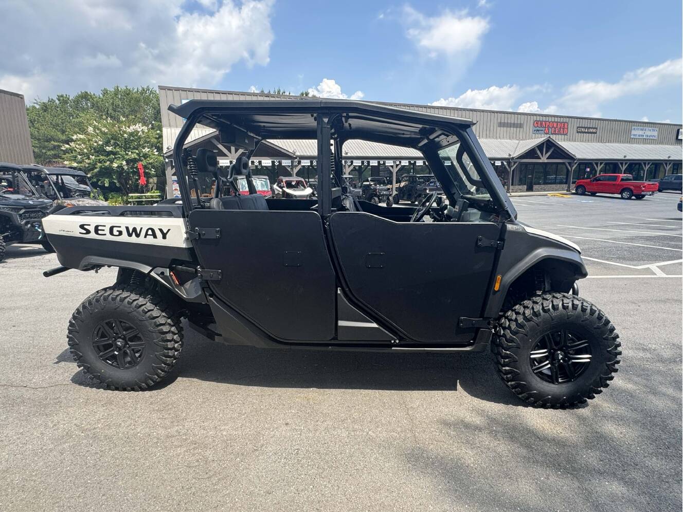 A photo of this 2026 Segway Powersports UT10 P CREW