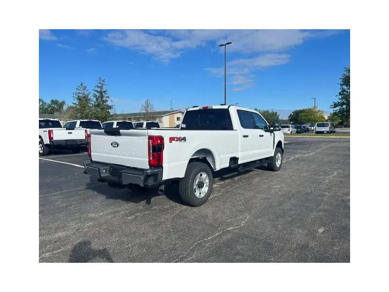 2027 FORD F350