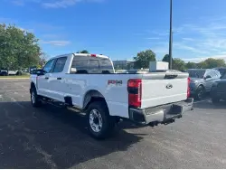 2027 FORD F350