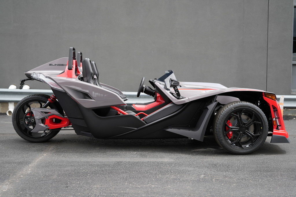 2026 Polaris Slingshot R AutoDrive Radiant Gray with Indy Red Pearl SL in Saint Petersburg, FL