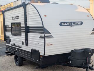 2022 SUNSET PARK RV SUN-LITE 16BH