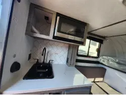 2027 SUNSET PARK RV SUN TREK 550
