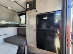 2027 SUNSET PARK RV SUN TREK 550