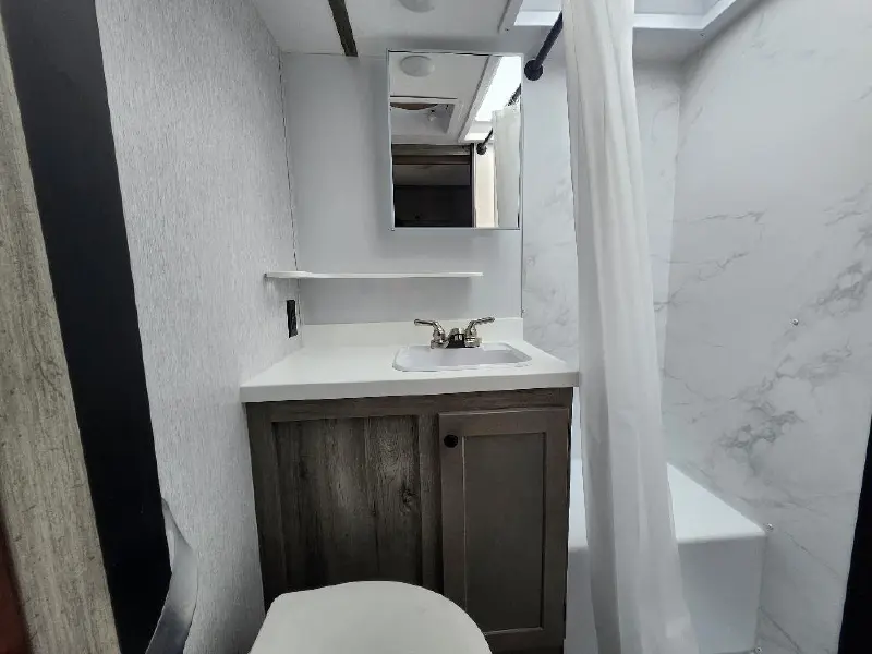 2027 SUNSET PARK RV SUN TREK 800
