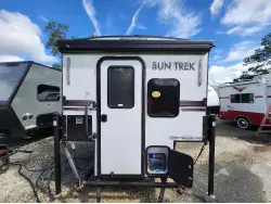 2027 SUNSET PARK RV SUN TREK 600
