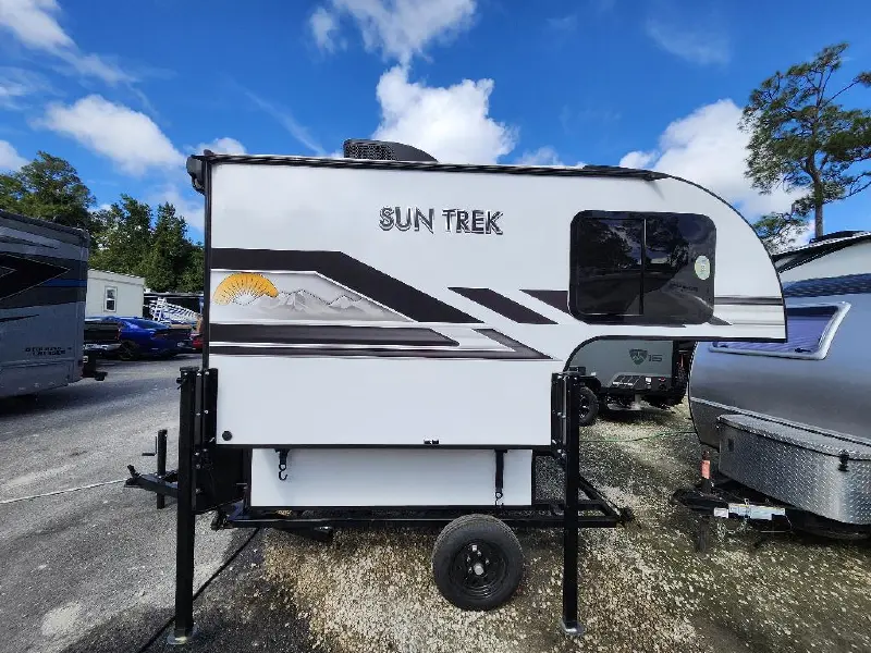 2027 SUNSET PARK RV SUN TREK 600