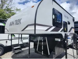 2027 SUNSET PARK RV SUN TREK 700