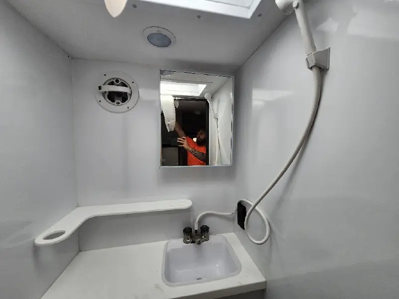 2027 SUNSET PARK RV SUN TREK 700