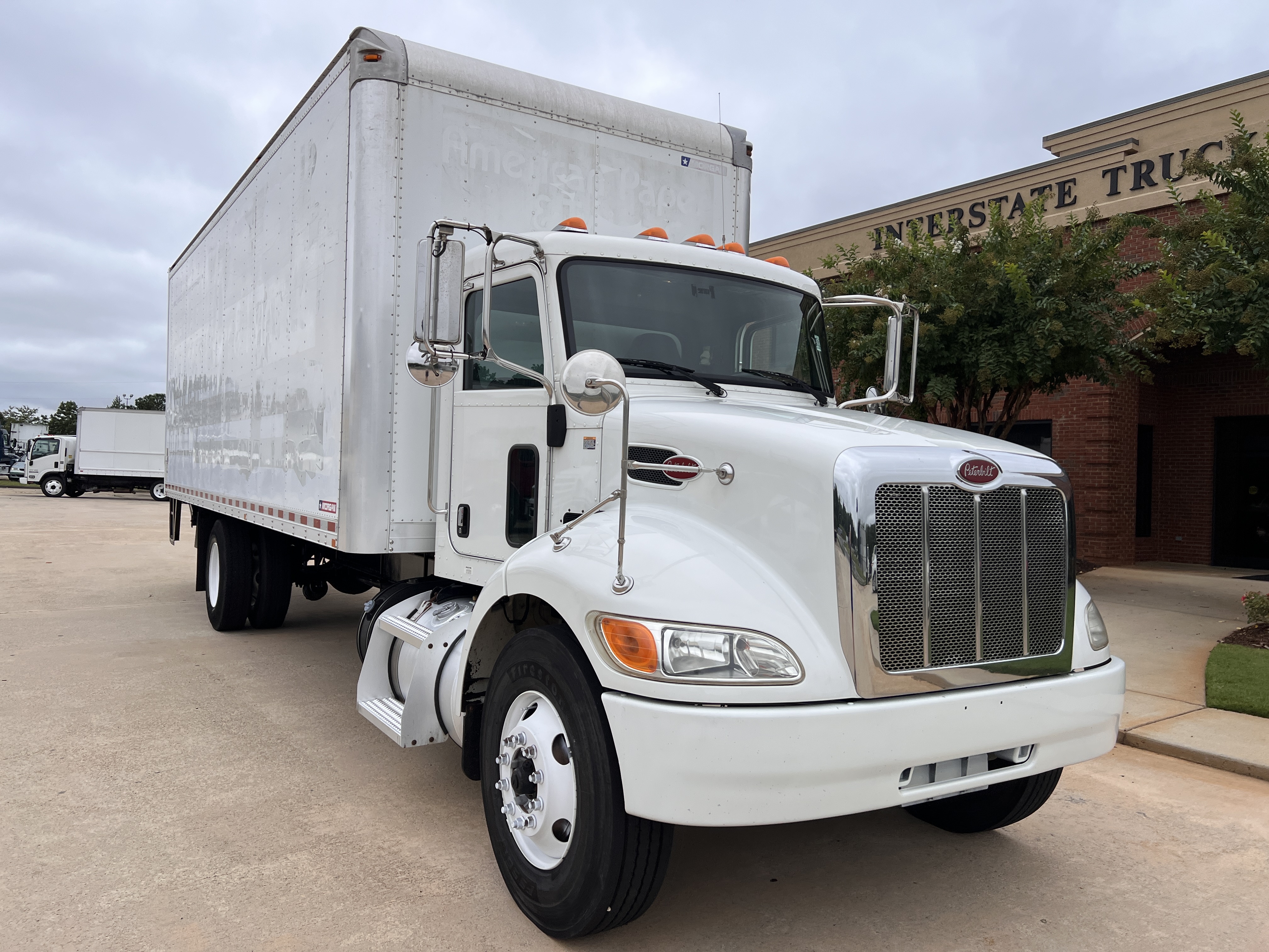 2016 PETERBILT 337 in Jefferson, GA