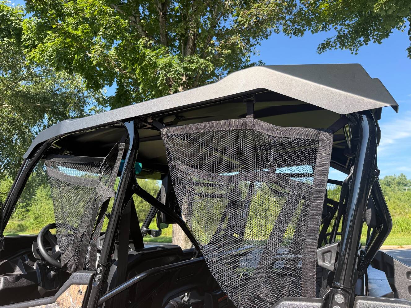 A photo of this 2025 Honda Pioneer 1000-6 Deluxe Crew