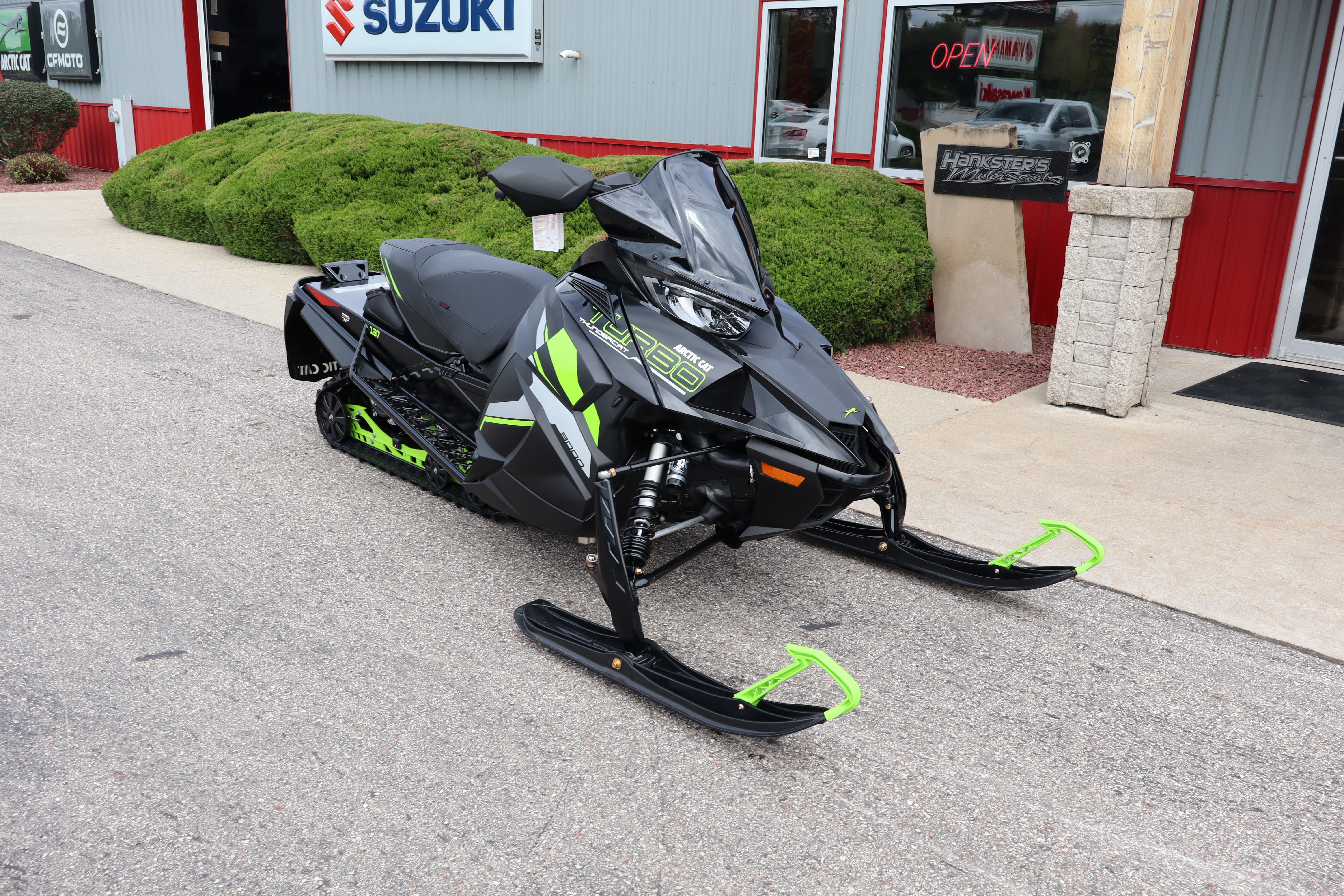 2027 Arctic Cat Thundercat ES H2 EFI 4X4 AUTOMATIC SE in janesville WI