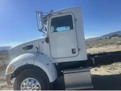 2005 PETERBILT 340