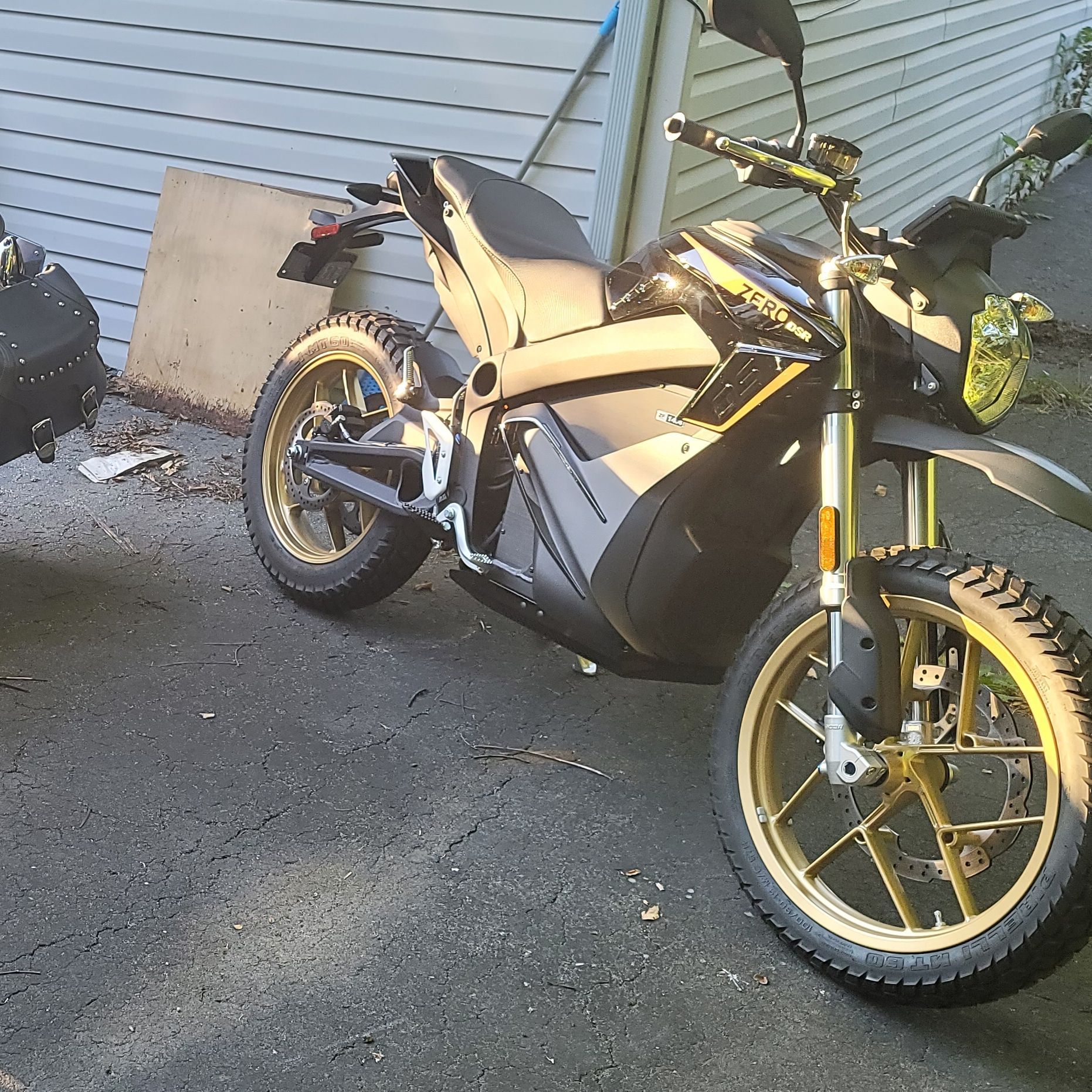 Used 2022 Zero Motorcycles Dsr Zf14.4 Power Tank For Sale in