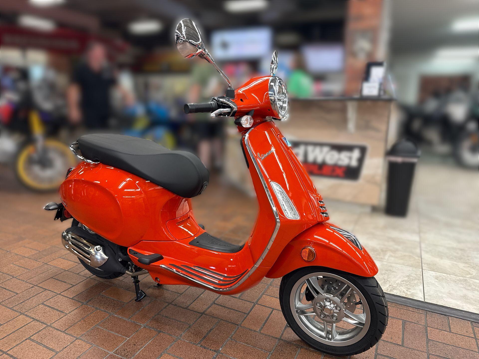2024 Vespa PRIMAVERA 50 50 in Katy, TX