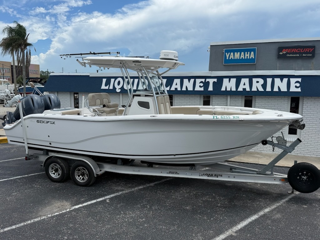 2018 Sea Fox 266 Commander Center Console Boat boat