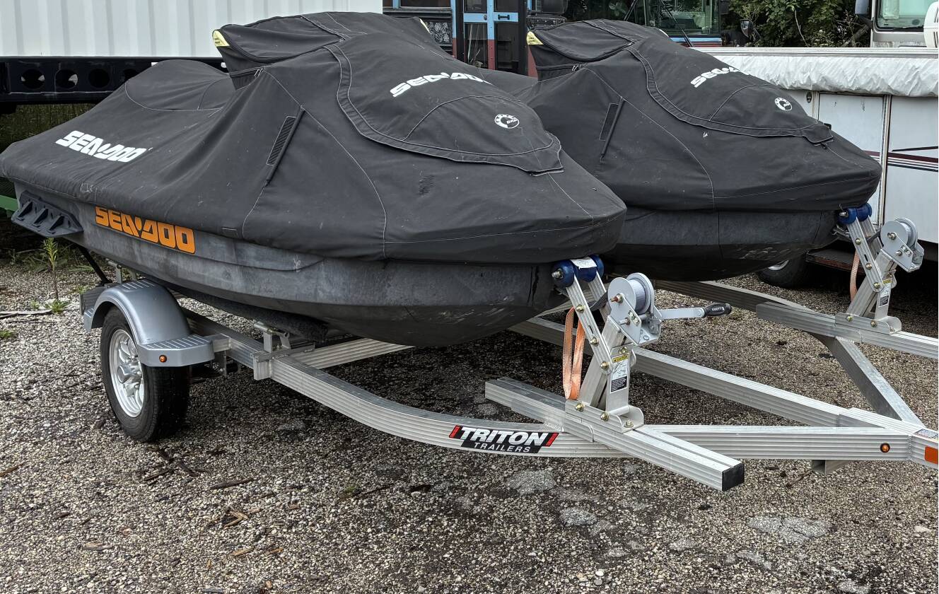A photo of this 2021 Sea-Doo GTI SE 170