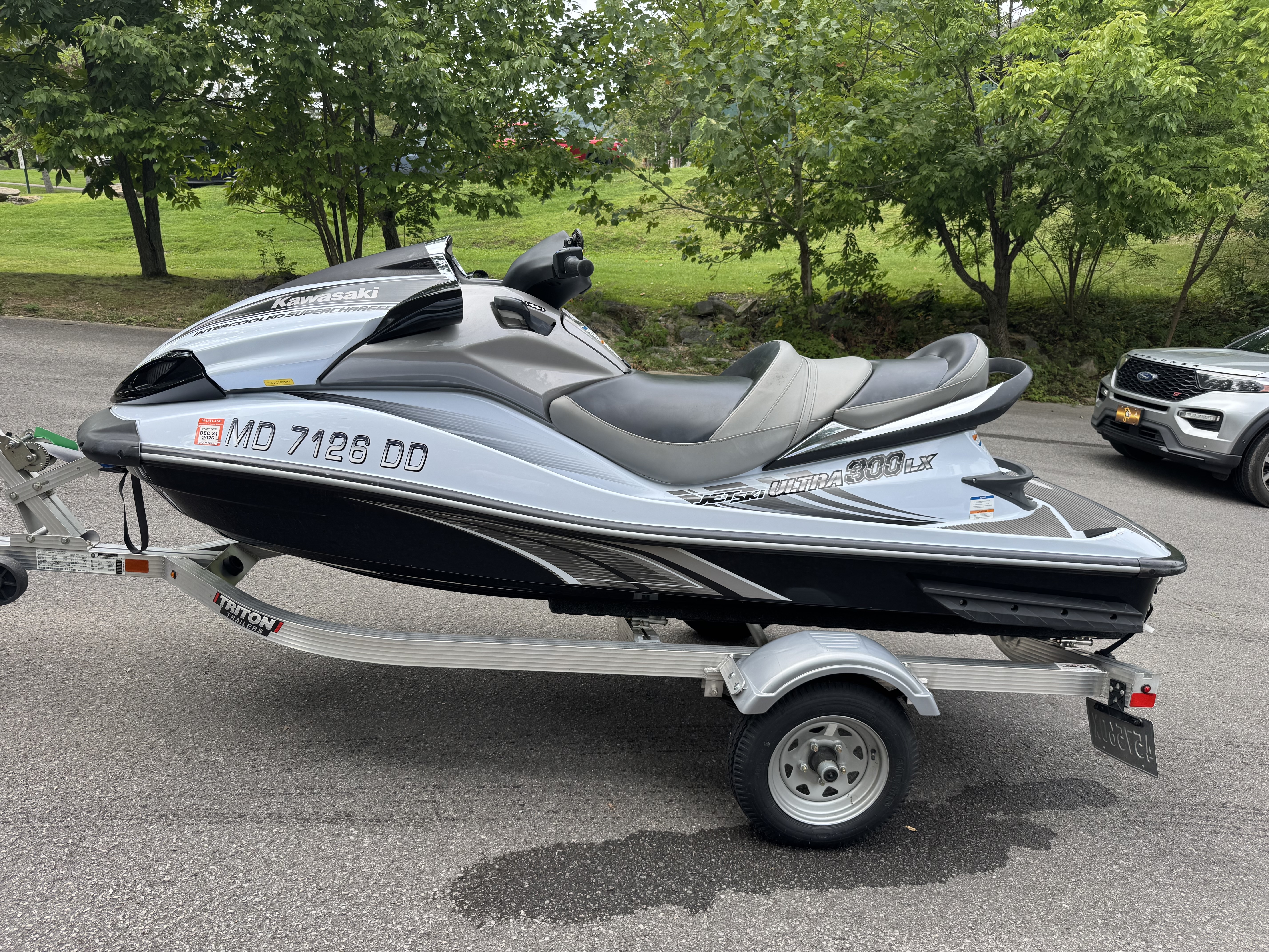 2012 Kawasaki JET SKI ULTRA LX LX Three Seater jet ski