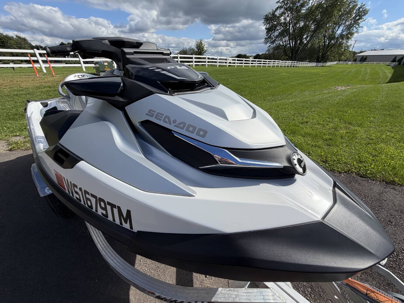 A photo of this 2025 Sea-Doo GTX LIMITED 325
