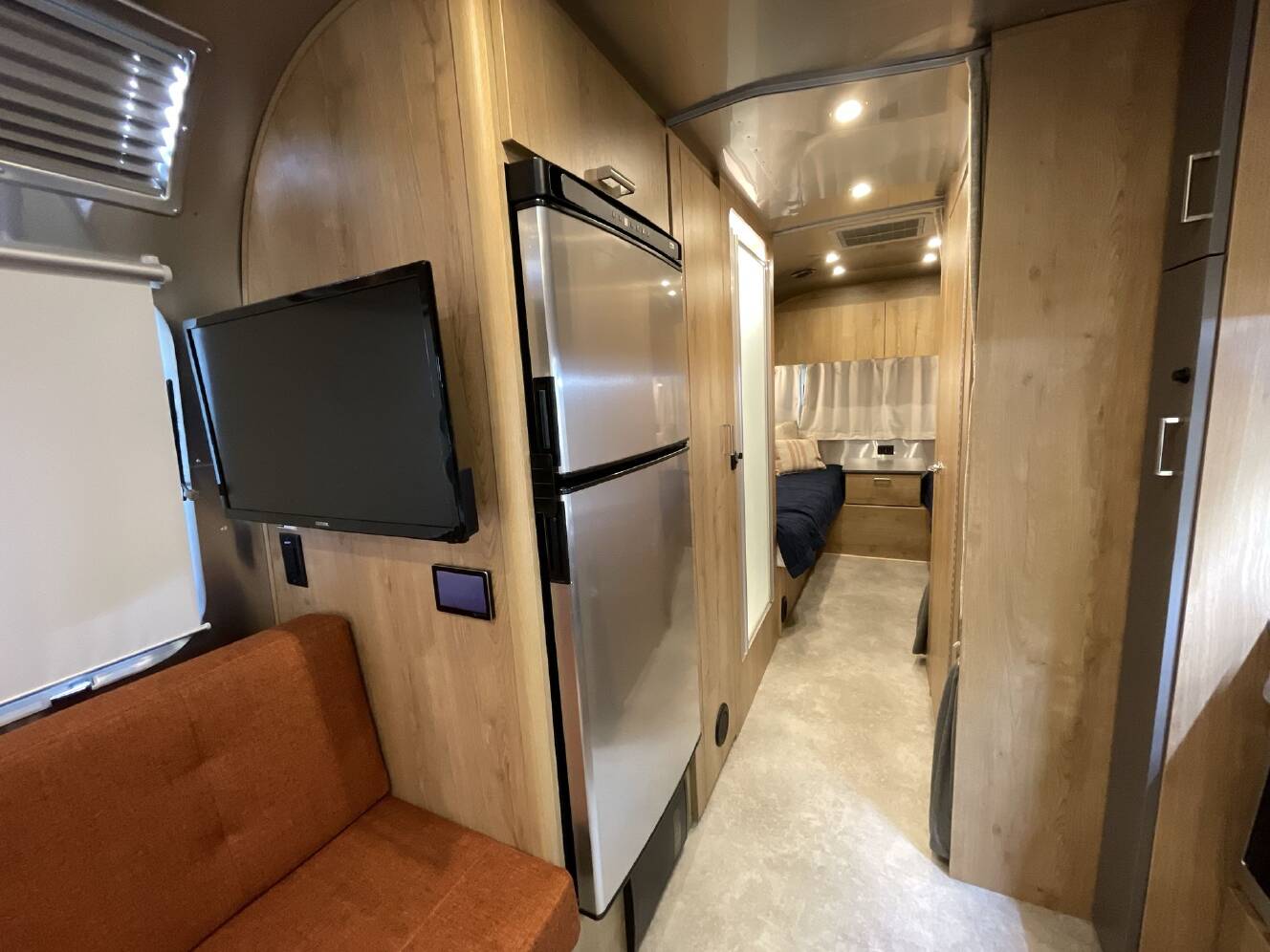 A photo of this 2024 Airstream Trade Wind 25FBT