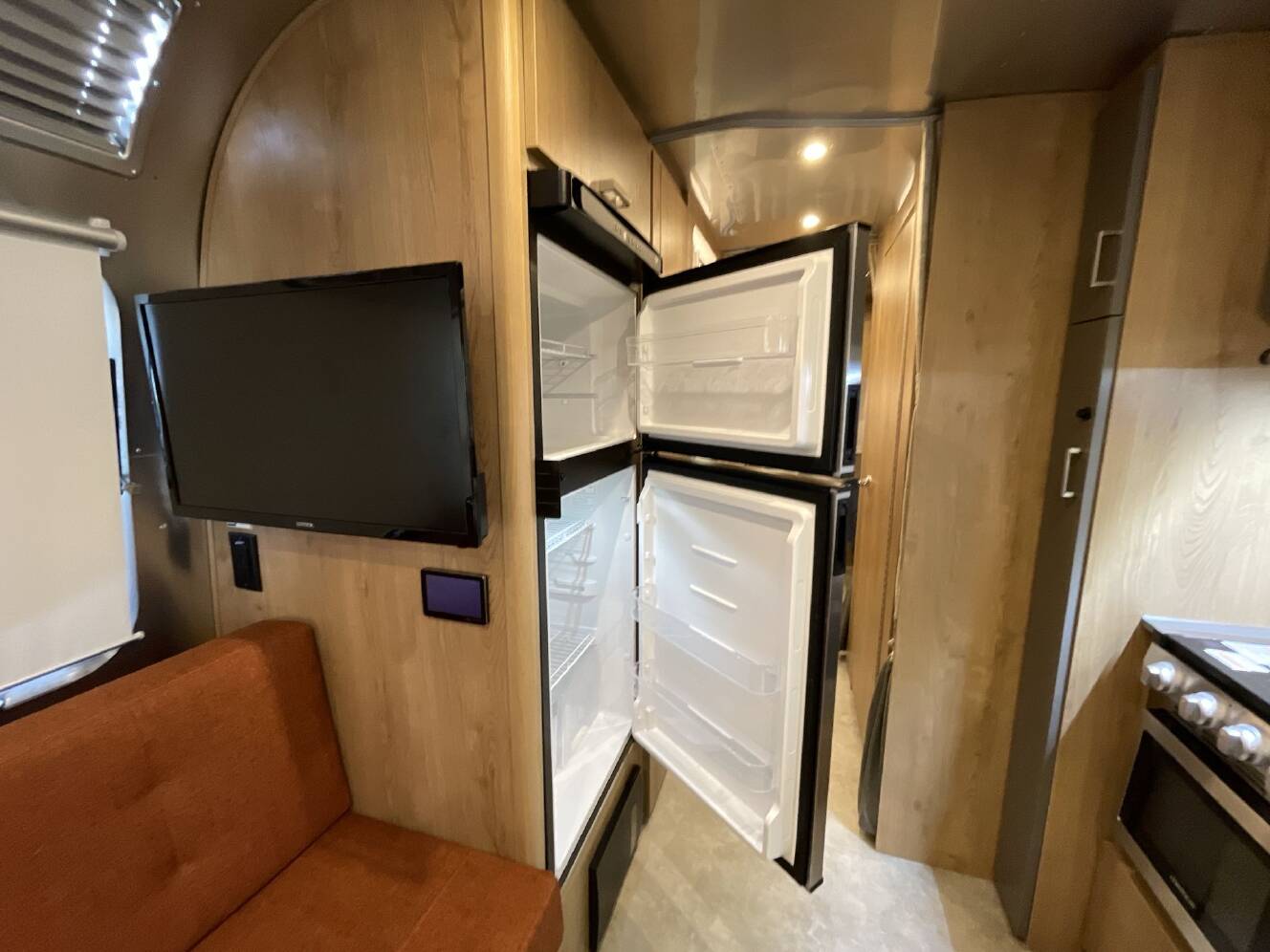 A photo of this 2024 Airstream Trade Wind 25FBT