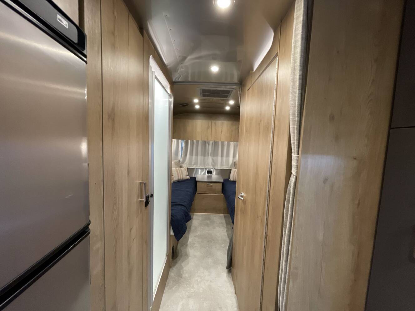 A photo of this 2024 Airstream Trade Wind 25FBT