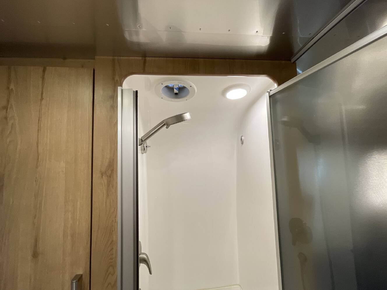 A photo of this 2024 Airstream Trade Wind 25FBT
