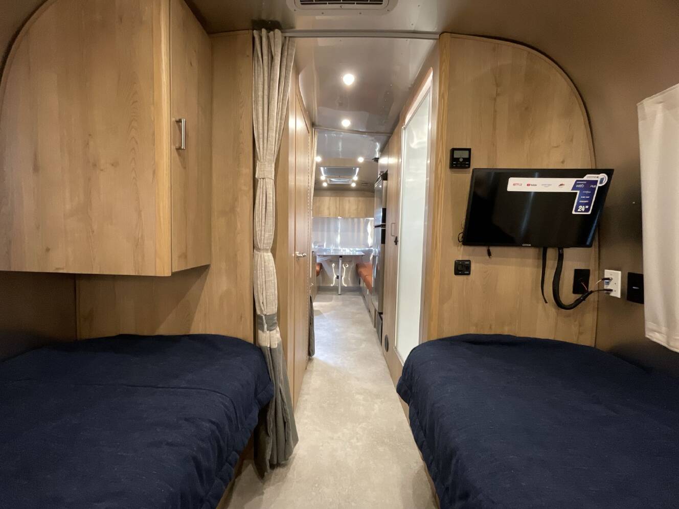 A photo of this 2024 Airstream Trade Wind 25FBT