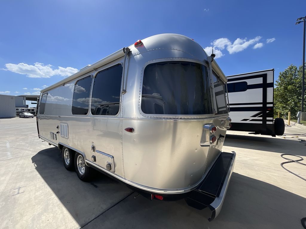 2018 Airstream International 25FBQ in boerne TX